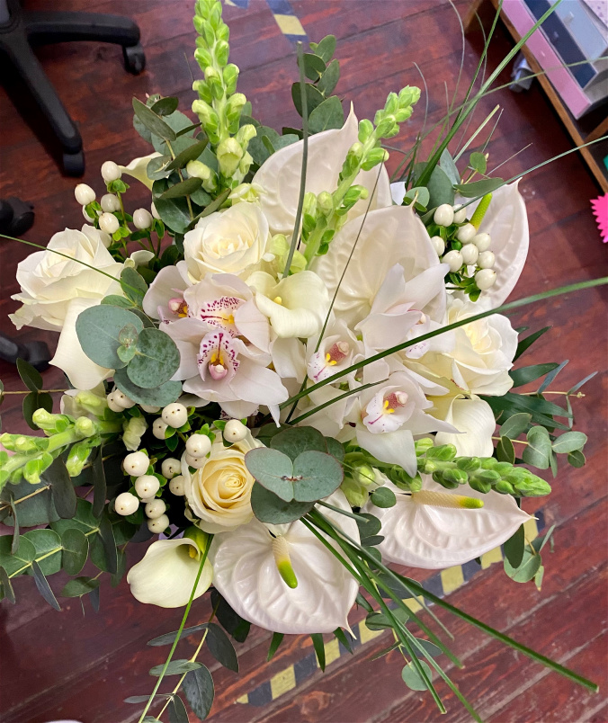 Weddings | Tropical flower brides bouquet