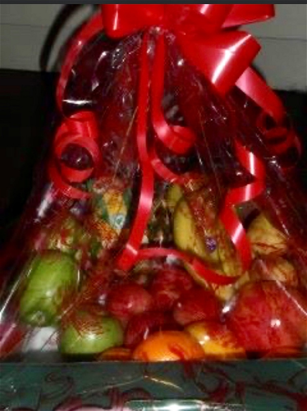 Christmas | Fruit / Sweet Hampers . | Mother's Day | Fruit hamper