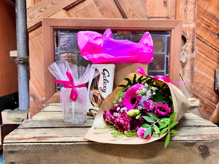 Bouquets | Mother's Day | Mini Me Mother